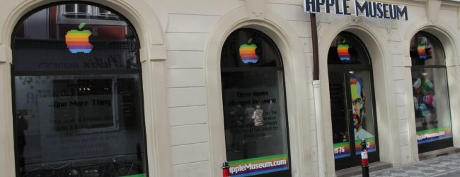 Apple Museum Prag